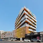 Eighty2 On M Apartments